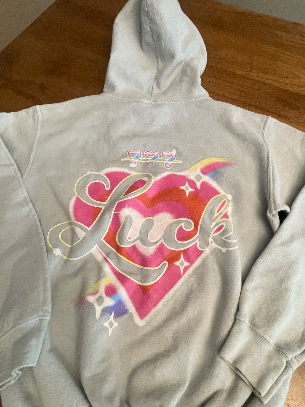 PacSun Light Gray Hoodie with Pink & Red Heart luck 777 Graphic
